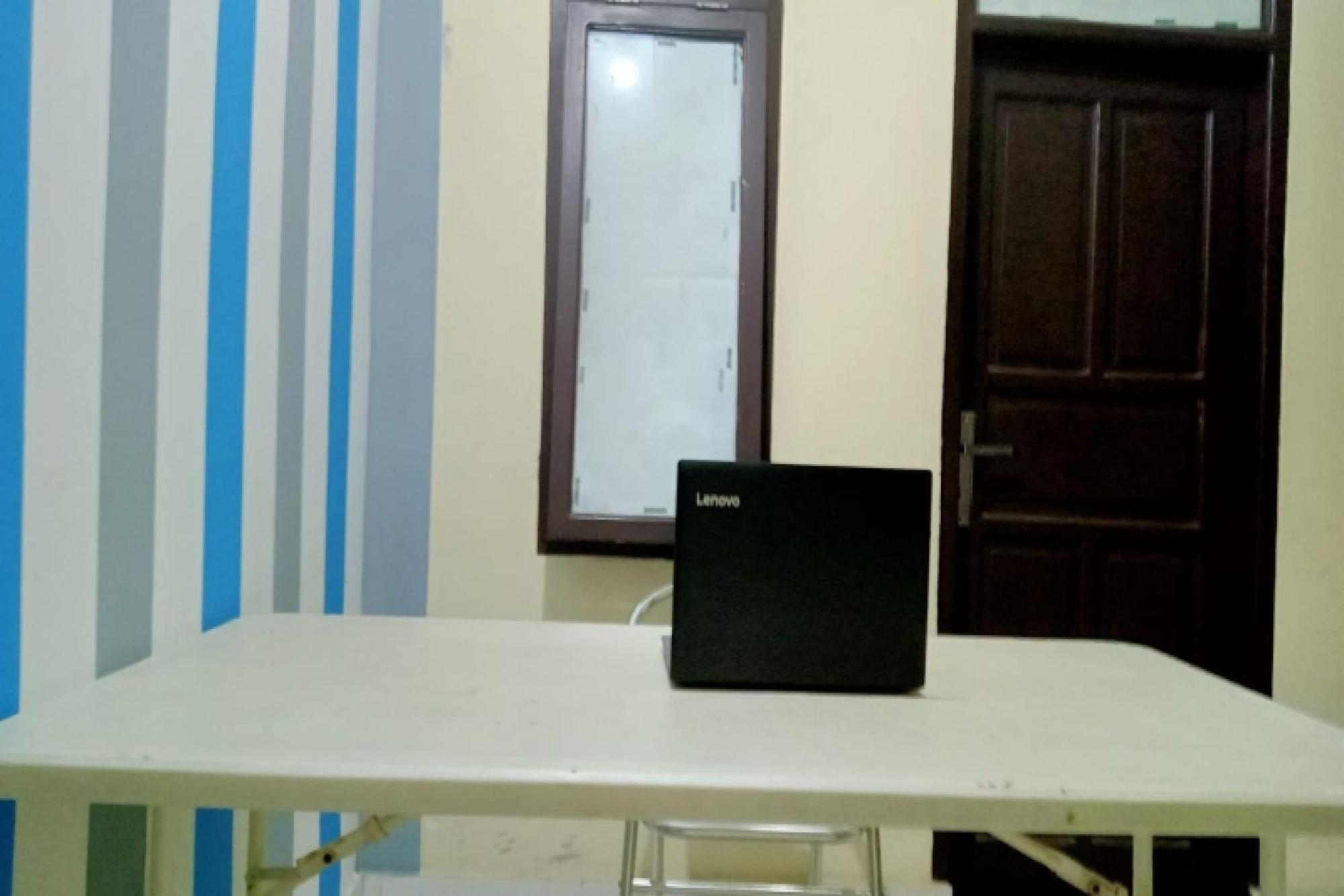 Hotel Spot On 91161 Jaya Syariah Bandung